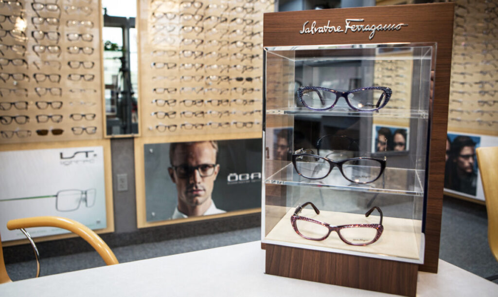 Plano Eye Care Center Eye Glass Selection